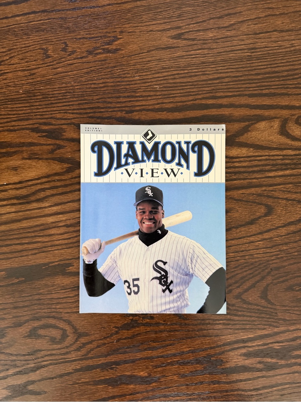 Vintage 1992 Chicago White Sox Diamond View program with  Frank Thomas on cover